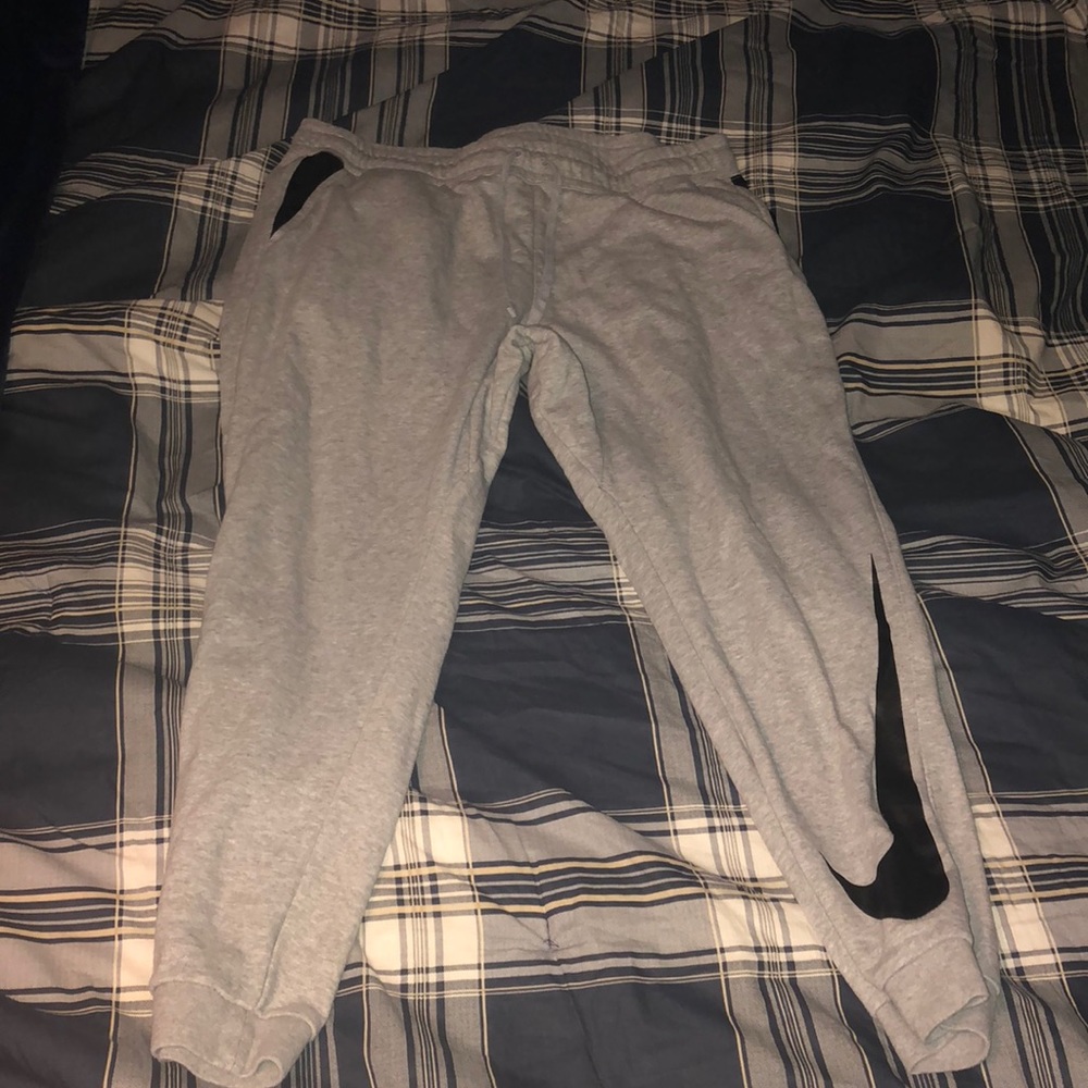 Nike men’s joggers